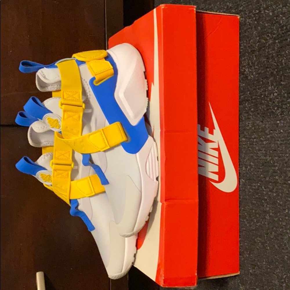 Nike Huarache City (GS)